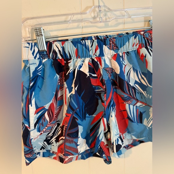 Patagonia S Barely Baggies Shorts Wild Paradise Catalyst Blue Red Feather - Picture 3 of 8